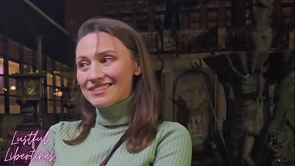 Тази омъжена MILF нямаше търпение да изневери на съпруга си и да ме накара да свърша вътре в косматия ѝ британски пут  | Порно Видео